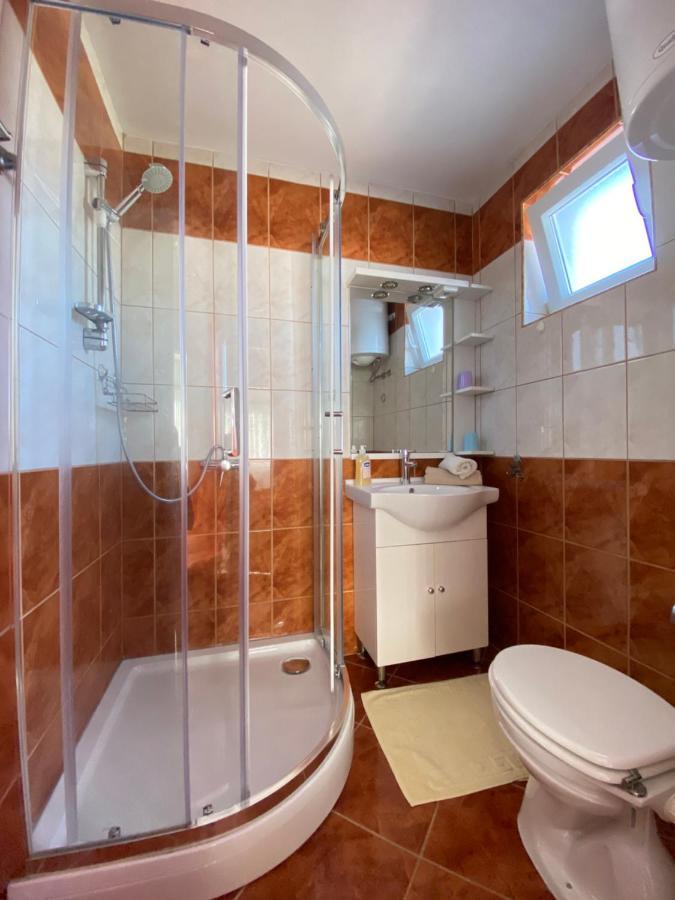 Guest House Dijana Krk Town Zewnętrze zdjęcie